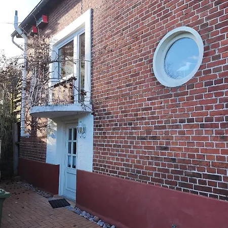 Apartment Kleines Haus In Seenahe Ploen